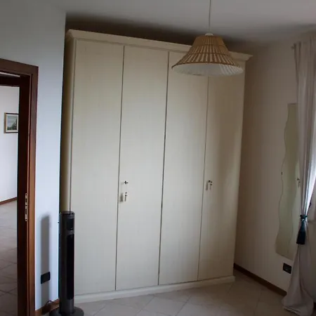 Casa Cecilia, 2 Bedrooms, 1 Bathroom, Lake View, Pool